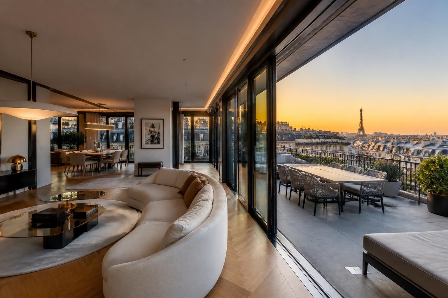découvrez ce penthouse d'exception de 130 m² à louer dans le 8ᵉ arrondissement de paris. un appartement de luxe idéal pour un séjour raffiné à 7 200 € par mois.